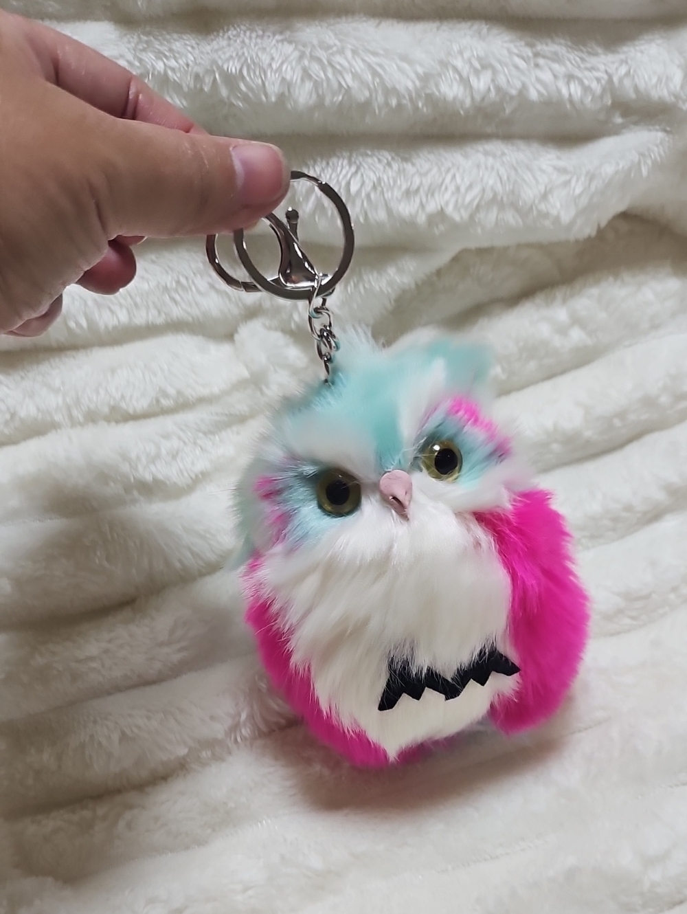 Source Unknown Pink & Turquoise Furry Owl Keychain. New No Tag